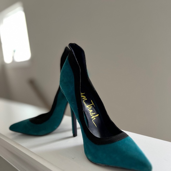 One-of-a-kind stiletto heels - Picture 6 of 8